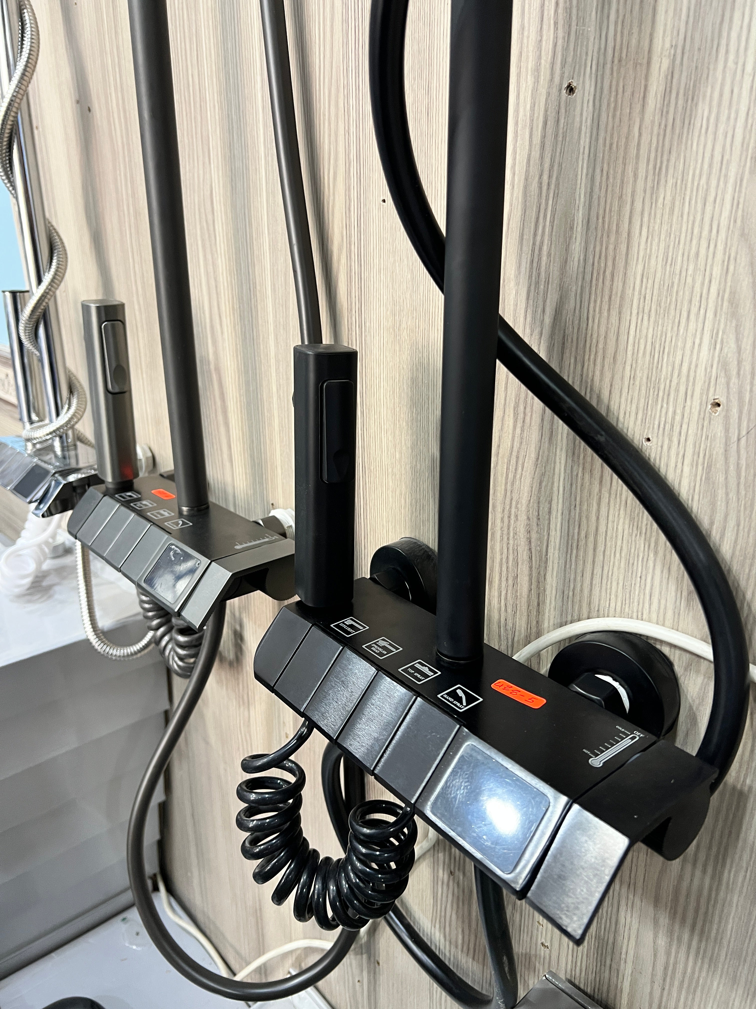 Colonne Piano Afficheur Thermostatique